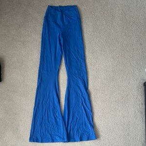 Offline by Aerie Hi-Rise Flare Cross Waist Pants Size M